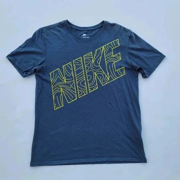 The Nike Tee Men's Size M Athletic Cut Turquoise Blue Yellow T-Shirt - Picture 1 of 6